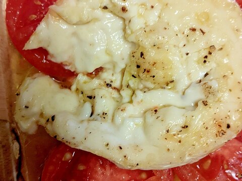 トマトのカマンベール焼き